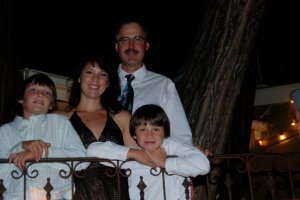 66334_1418522659385_322434_n